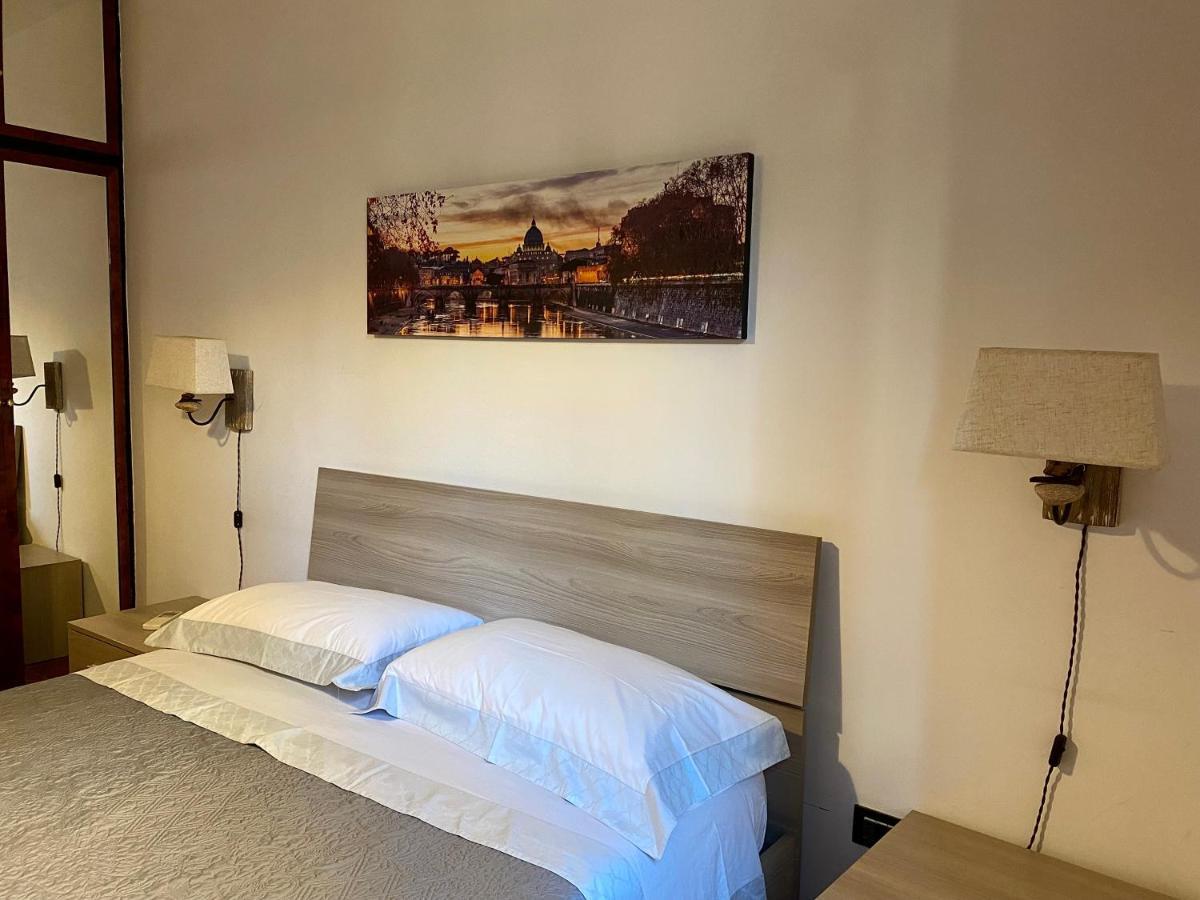 Apartment Arenula โรม ภายนอก รูปภาพ