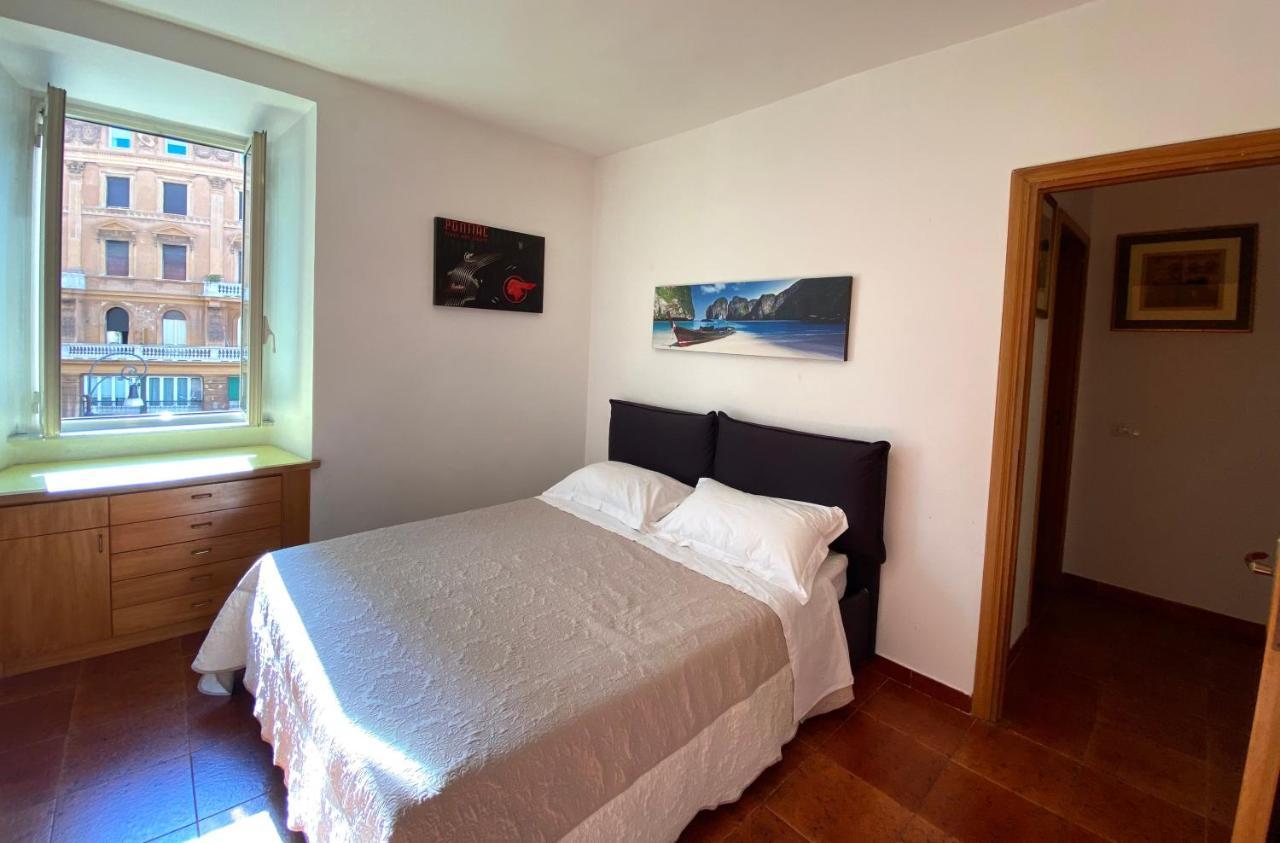 Apartment Arenula โรม ภายนอก รูปภาพ