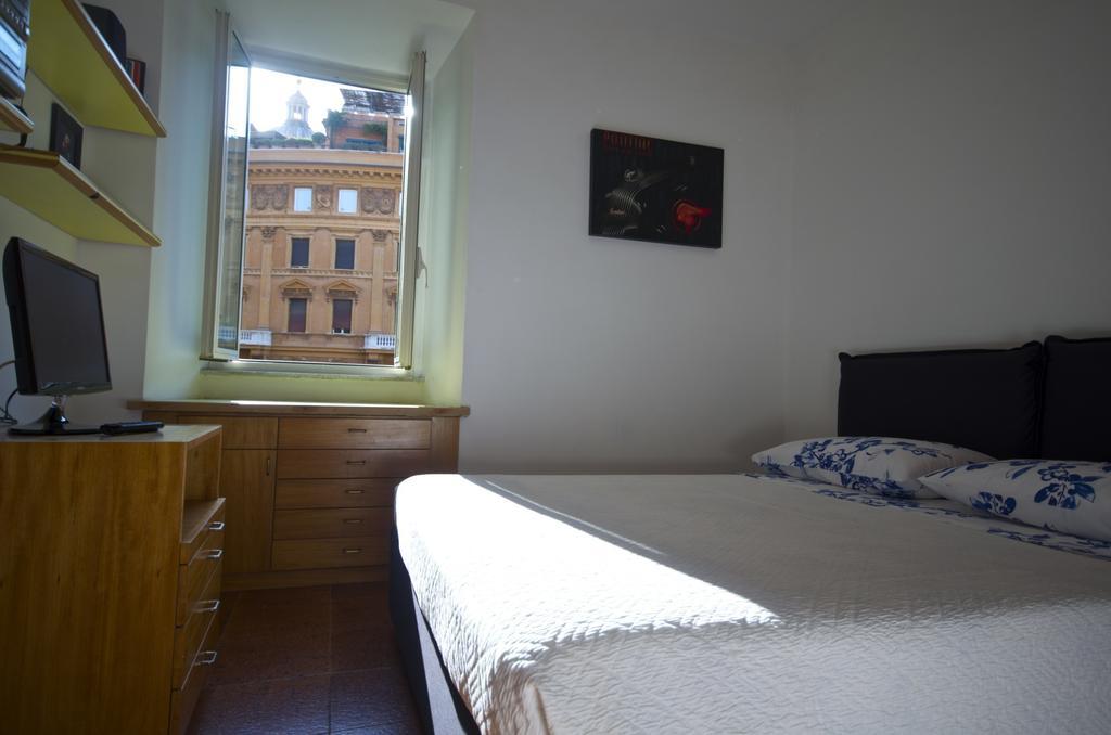 Apartment Arenula โรม ห้อง รูปภาพ